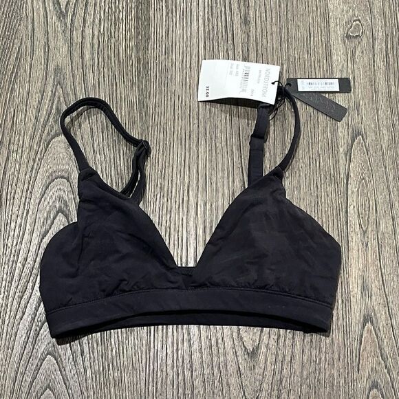 SKIMS Other - NWT Skims Fits Everybody Triangle Bralette Black Onyx XXS